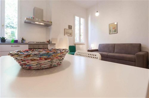 Photo 6 - Mirasole in Bologna With 1 Bedrooms and 1 Bathrooms