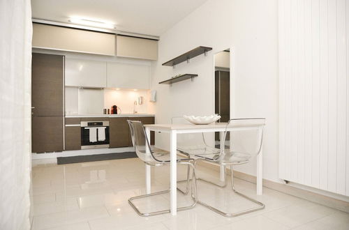 Photo 8 - New Central Plaza Apartment _2