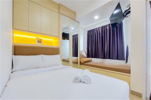 Photo 1 - Cozy And Simply Look Studio Room Apartment At B Residence