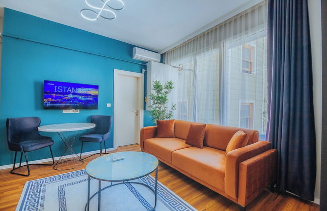 Taksim Wonder Suites - Photo 52