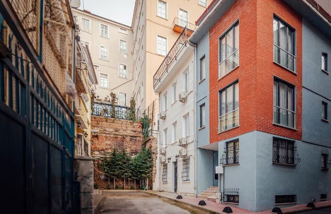 Taksim Wonder Suites - Photo 70