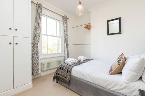 Photo 1 - Light and Spacious 1 Bedroom Maisonette - Brockley