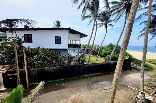 Photo 22 - Beach Villa Yang Near Hikkaduwa, With Pool and Cook - Semi-detached House