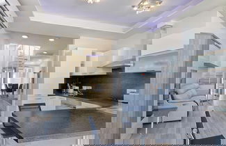 Foto 1 - Seafront Penthouse Triplex- Roof Terrace & Hot Tub