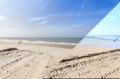 Foto 37 - Apartment With sea View and Parking in Katwijk aan Zee