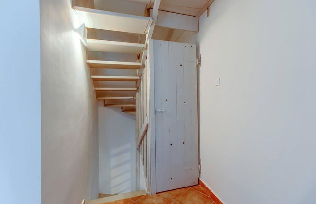 Lovely 15th Century Apartment in Osor - Photo 17