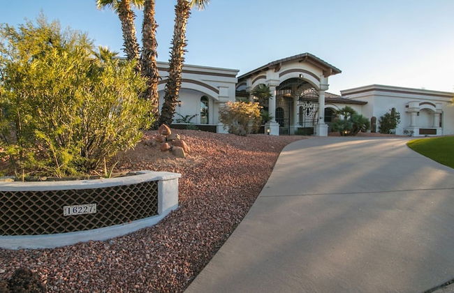 Spectacular Fountain Hills 5 Bdrm W/pool and Views - Photo 45