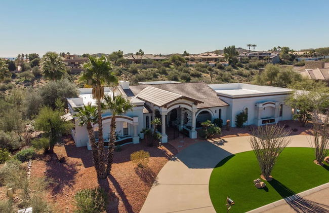 Spectacular Fountain Hills 5 Bdrm W/pool and Views - Photo 1