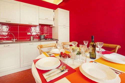 Photo 4 - Rainbow City Center Apartment by Wonderful Italy