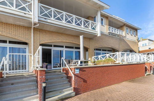 Photo 27 - Spacious Flat With Views of the Harbour