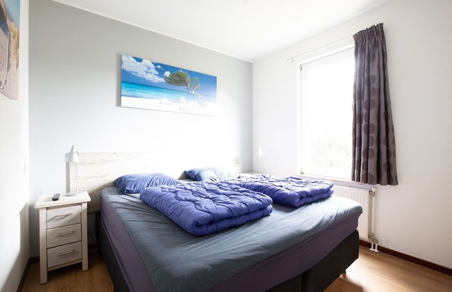 Holiday Home in De Koog Near Texel Beaches - Photo 3