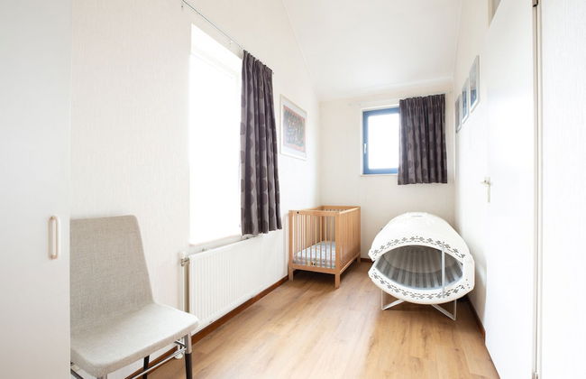 Holiday Home in De Koog Near Texel Beaches - Photo 4