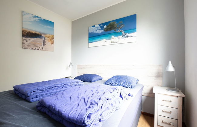 Holiday Home in De Koog Near Texel Beaches - Photo 2