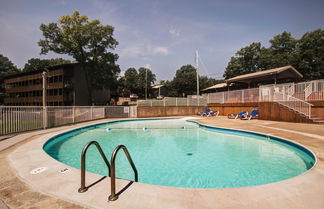 Photo 1 - Westcreek Ranch @ Notch - NO Stairs! 2 Pools, Fishing Lake, 1 Mile to Sdc