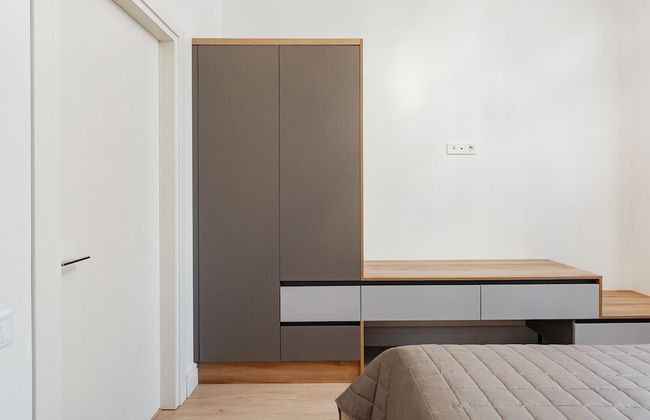 Prestige Plaza Apartments - Photo 11