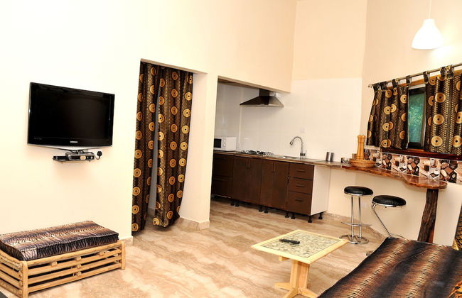 HYPOLINK Village - Photo 14
