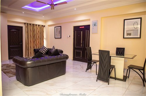 Foto 9 - Executive One Bedroom Furnished Apartment in Accra