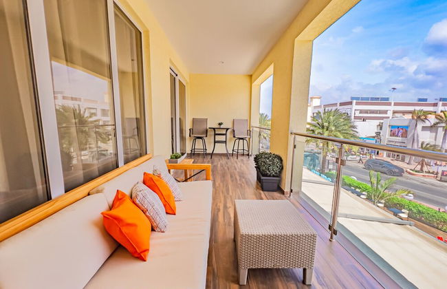 Luxury 2-bedroom Condo Right on the Strip in Palm Beach - Foto 40