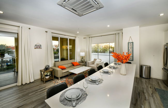 Luxury 2-bedroom Condo Right on the Strip in Palm Beach - Foto 54