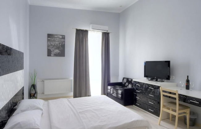 Best Season Apart Hotel - Photo 1