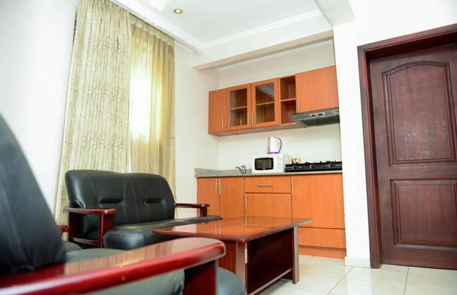 Room in Apartment - This Wonderful Senior Suite Offers a Great Experience - Foto 12