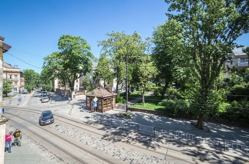 Photo 21 - Romantic Apartment near Square Rynok