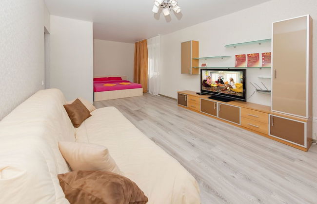 Apartment on Bratyev Zhabrovykh 7 - Foto 1