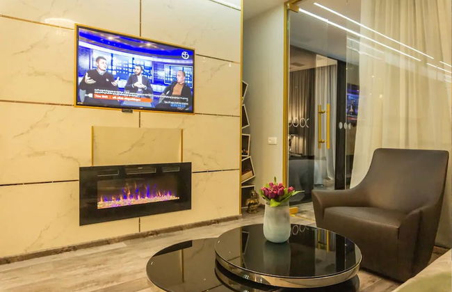 Luxury Apartments - Photo 33