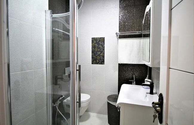 Luxury Apartments - Photo 58