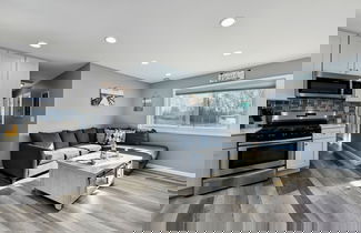 Photo 11 - Waterfront Beach House