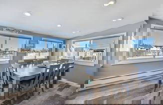 Photo 13 - Waterfront Beach House