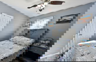 Photo 5 - Waterfront Beach House