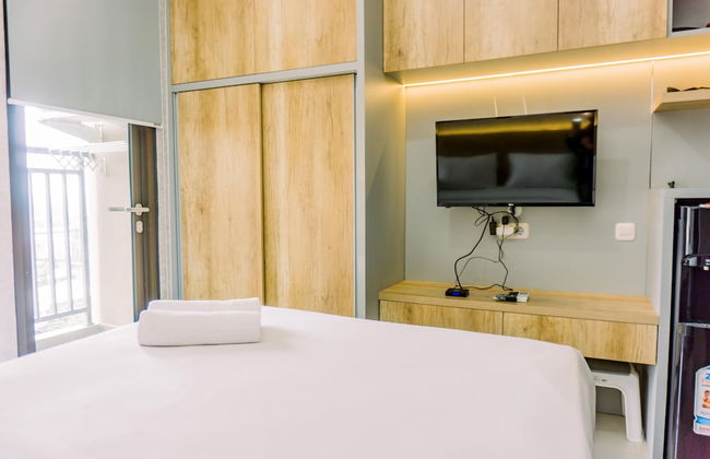 Fancy And Nice Studio Room At Transpark Bintaro Apartment - Photo 3