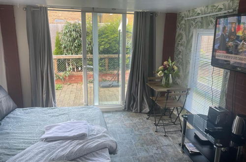 Foto 2 - Lovely 1-bed Studio in Bristol