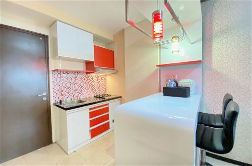 Photo 13 - Modern Designed 2Br At Suites @Metro Apartment