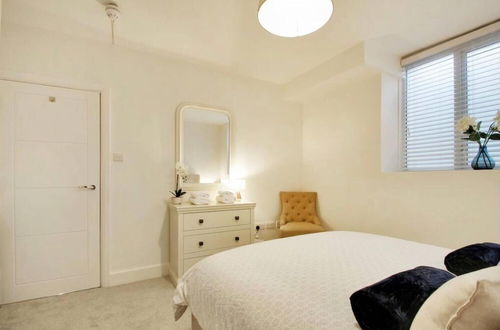 Photo 3 - Stylish 1-bed Apartment - Heart of Tunbridge Wells