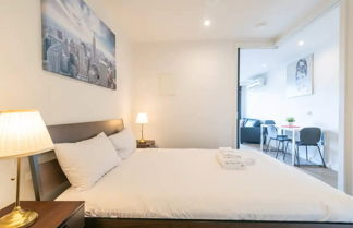 Photo 2 - Modern 1 Bedroom Apartment in St Kilda