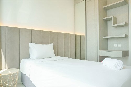 Foto 7 - Warm And Elegant 2Br At The Kensington Royal Suites Apartment