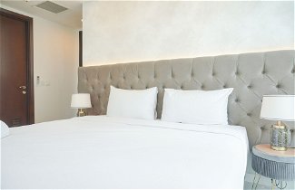 Foto 3 - Warm And Elegant 2Br At The Kensington Royal Suites Apartment