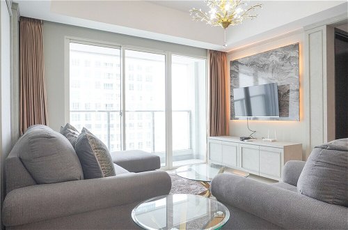 Foto 15 - Warm And Elegant 2Br At The Kensington Royal Suites Apartment