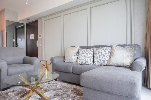 Foto 33 - Warm And Elegant 2Br At The Kensington Royal Suites Apartment