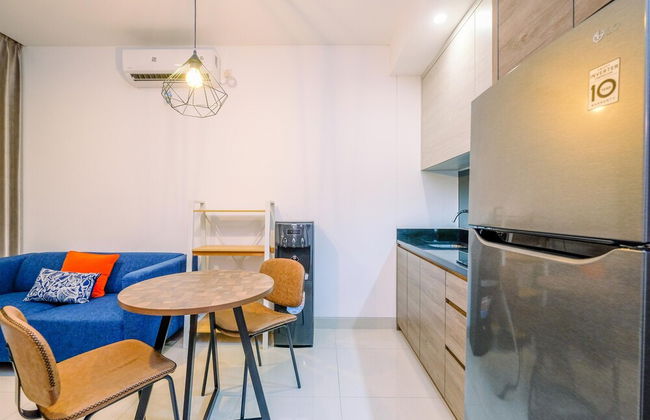 Best Homey And Nice 1Br At Ciputra World 2 Apartment - Foto 10
