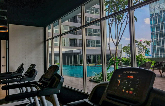Best Homey And Nice 1Br At Ciputra World 2 Apartment - Foto 23