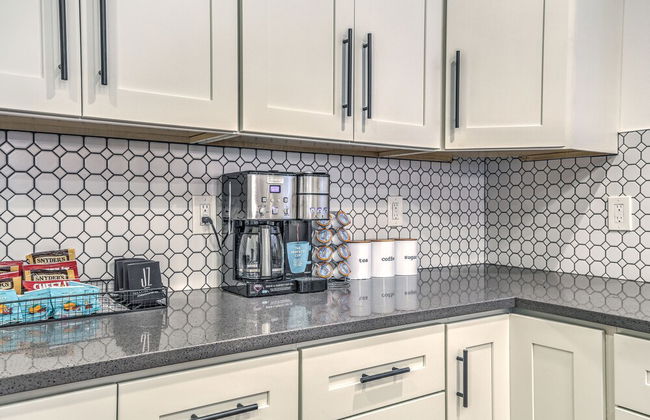 Expansive Downtown Home | JZ Vacation Rentals - Foto 10