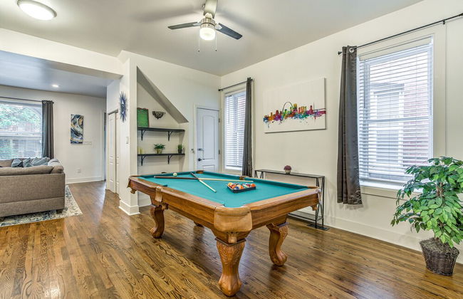 Expansive Downtown Home | JZ Vacation Rentals - Foto 21