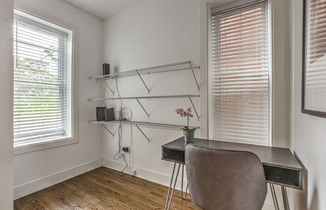 Expansive Downtown Home | JZ Vacation Rentals - Foto 25