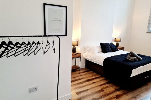 Photo 8 - 2-bed Apartment, Parking Including, Sleeps 4