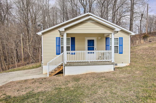 Photo 5 - Welcoming Byrdstown Home: Walk to Main St