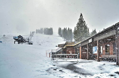 Photo 3 - Truckee Studio w/ Balcony & On-site Skiing