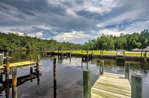 Photo 2 - Everglades Rental Trailer Cabin w/ Boat Slip
